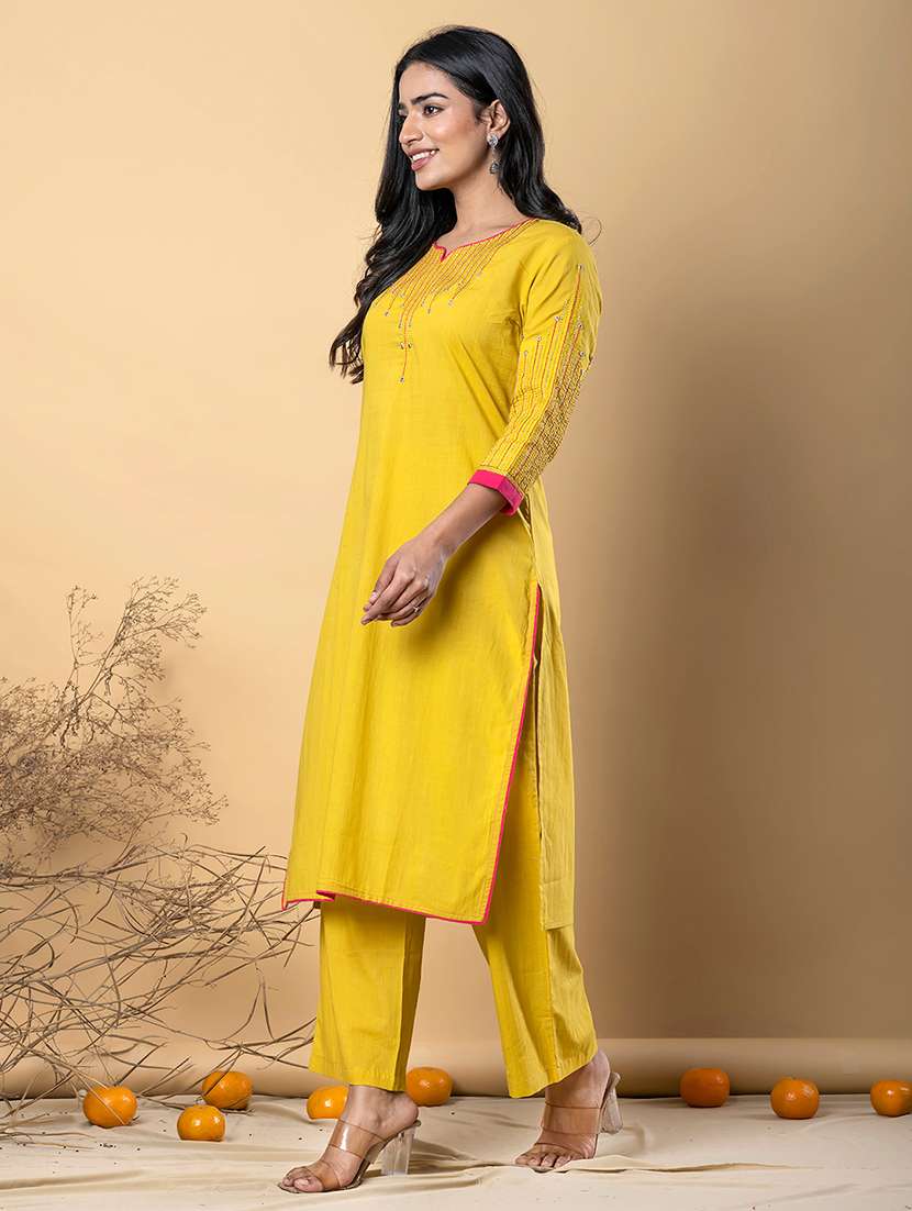 women printed three quarter sleeve kurta pant set - 21962226 -  Standard Image - 2