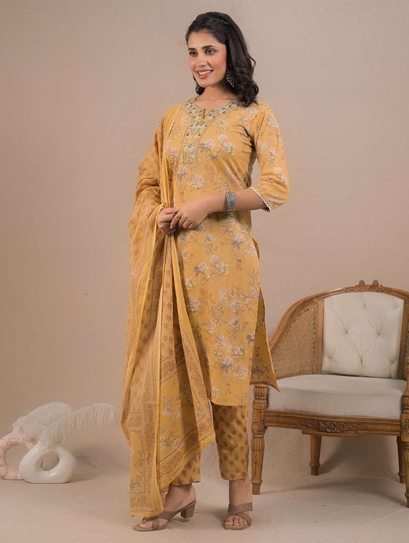 women three quarter sleeve kurta pant with dupatta set - 21962260 -  Standard Image - 2