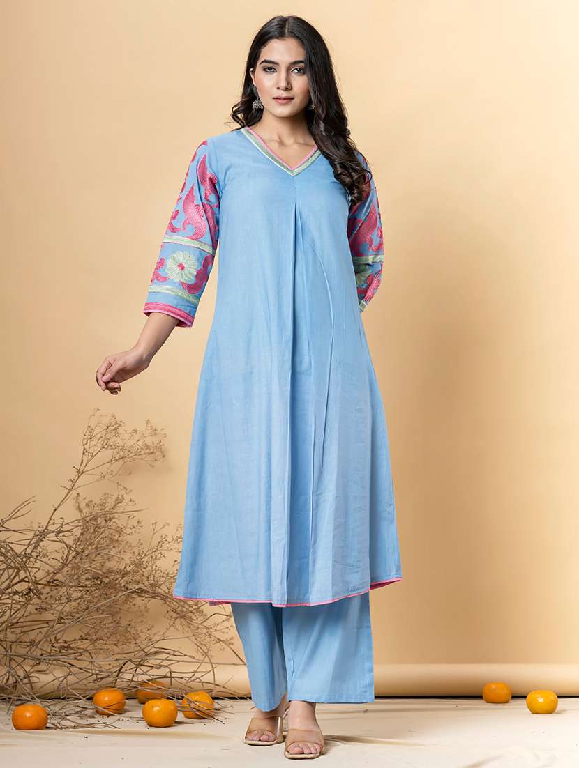 women printed three quarter sleeve kurta pant set - 21962277 -  Standard Image - 2
