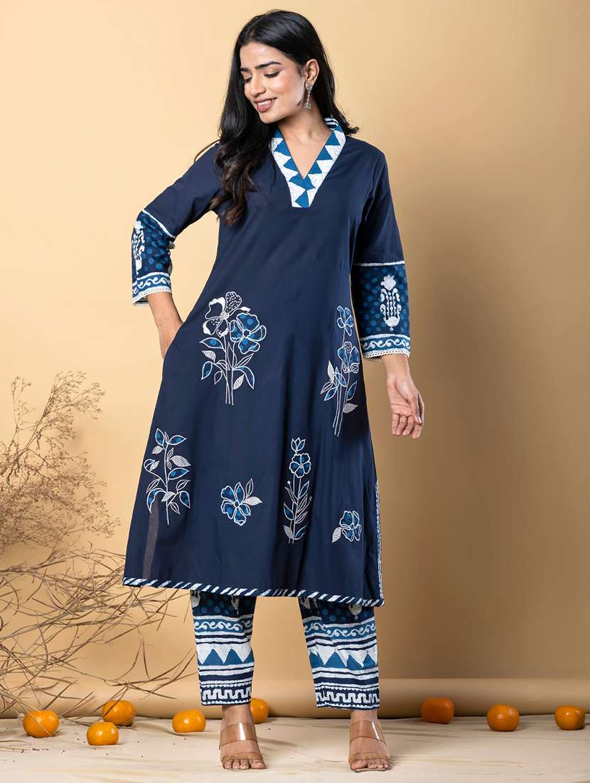women printed three quarter sleeve kurta pant set - 21962292 -  Standard Image - 2