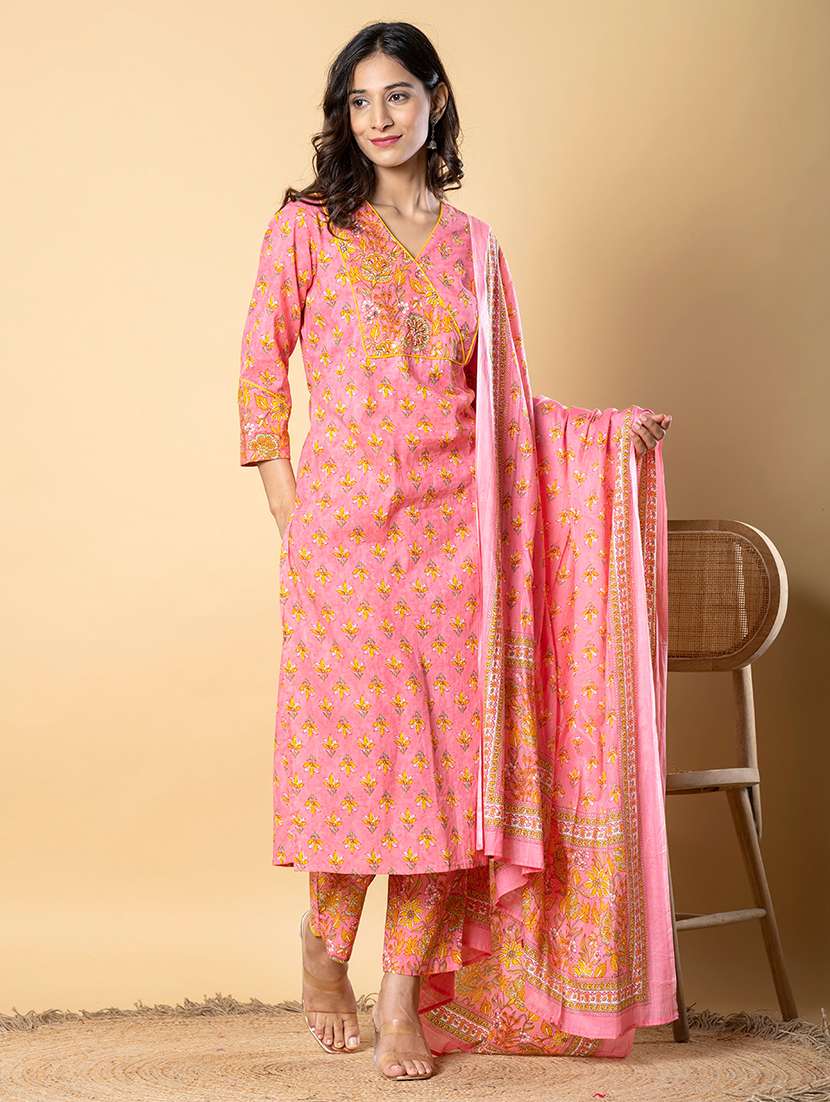 women three quarter sleeve kurta pant with dupatta set