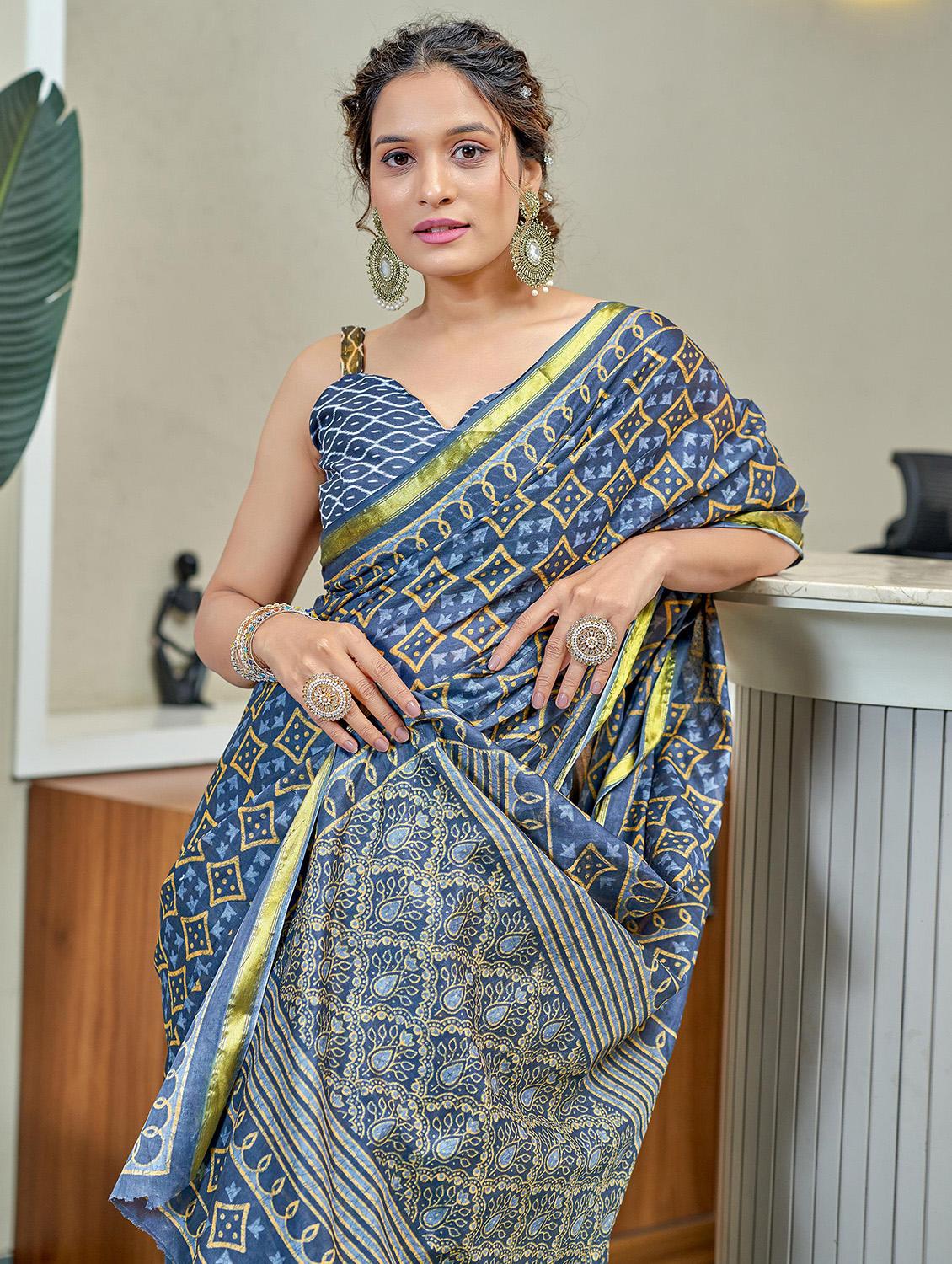 women printed casual wear saree with blouse - 21962385 - Standard Image - 2
