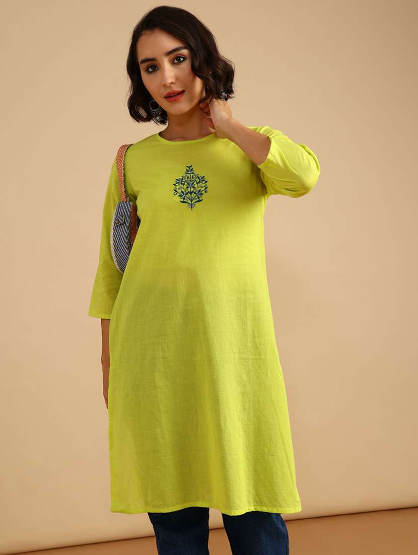 women three quarter sleeve straight kurta