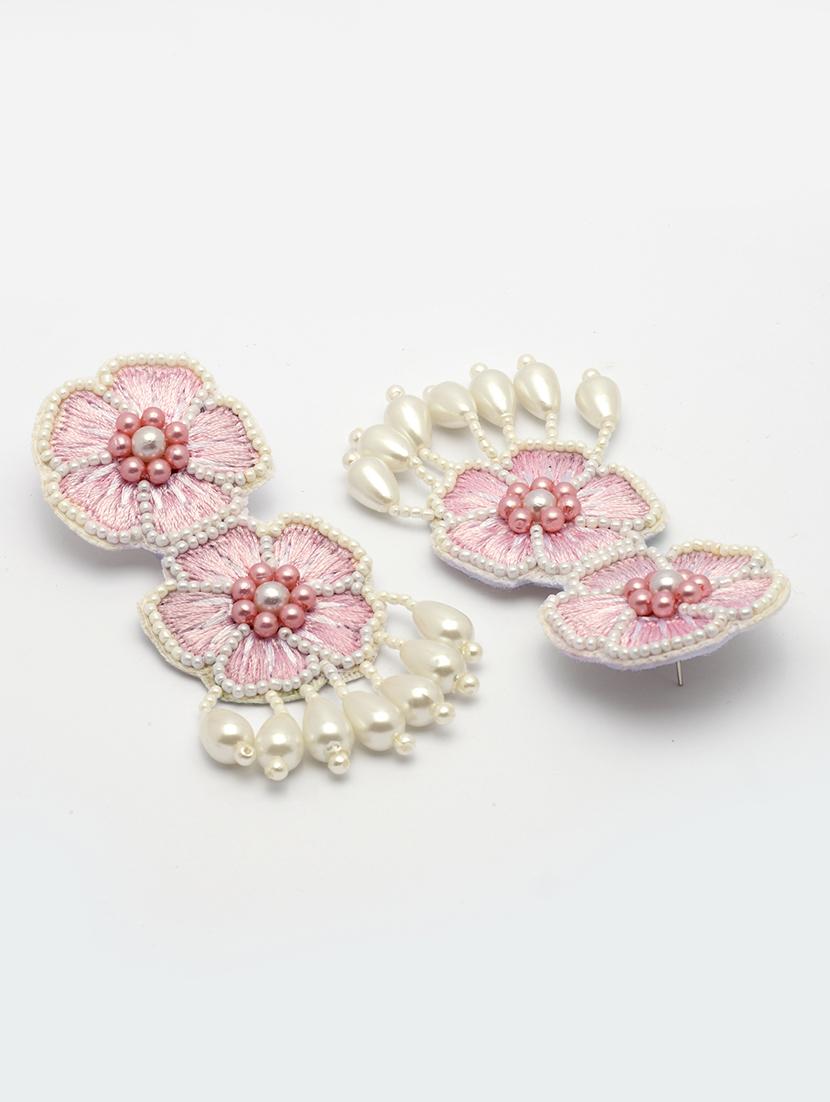 women floral handcrafted beads drop earring - 21962962 - Standard Image - 2