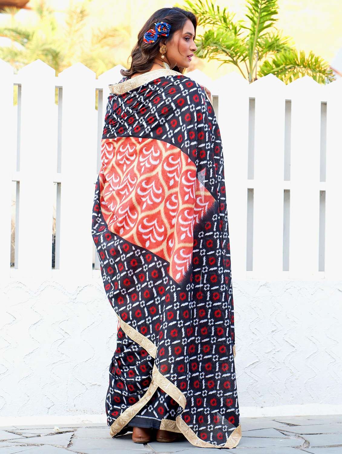 women printed casual wear saree with blouse - 21962974 -  Standard Image - 2