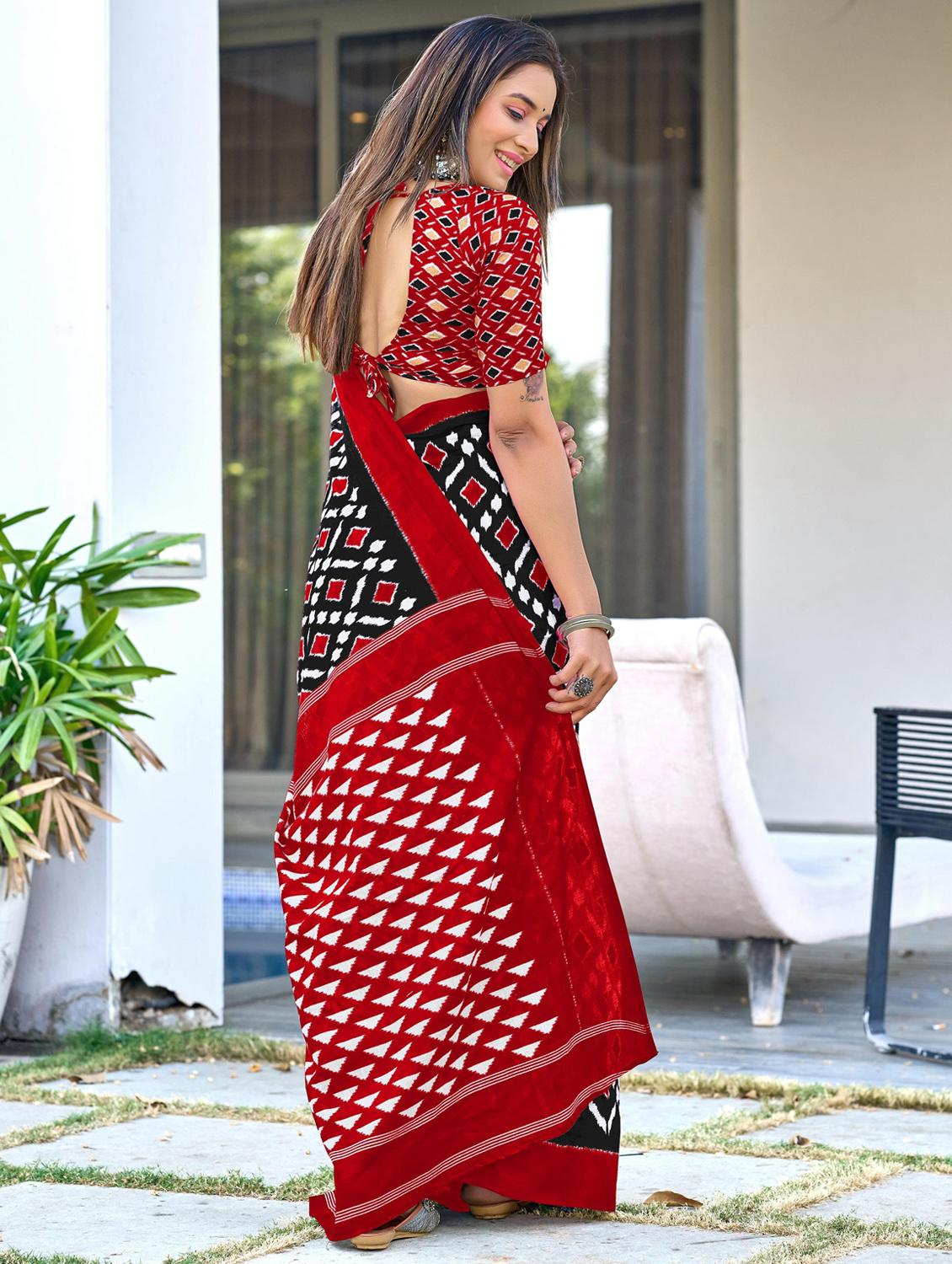 women printed casual wear saree with blouse - 21962982 - Standard Image - 2
