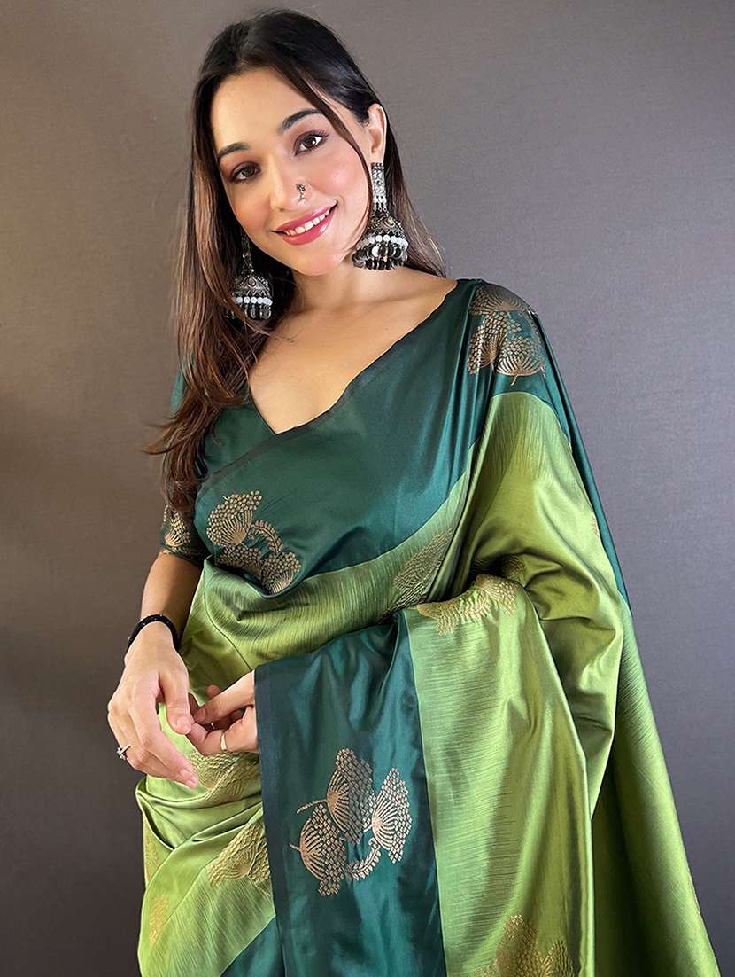 women self design bordered saree with blouse - 21963017 -  Standard Image - 2