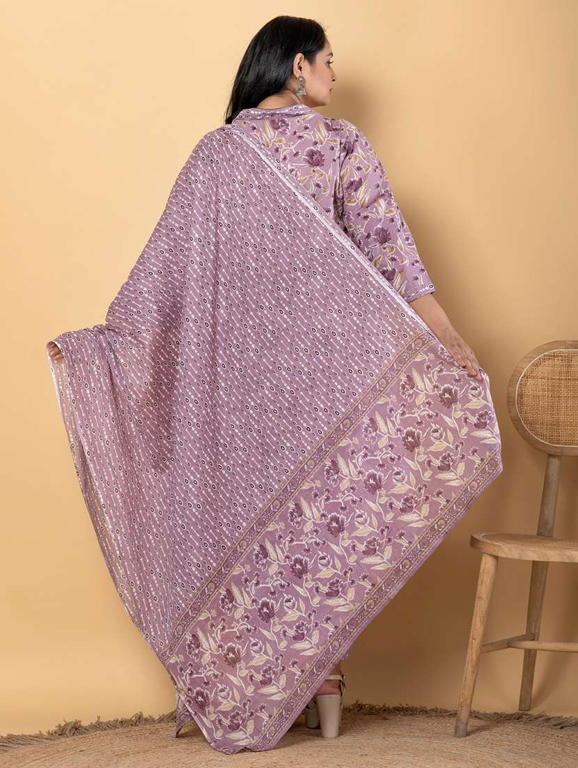 women plus size three quarter sleeve kurta pant with dupatta set - 21963086 -  Standard Image - 2