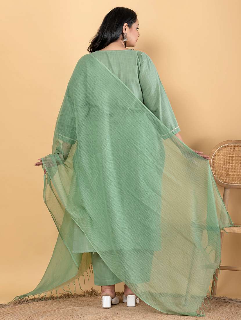 women plus size three quarter sleeve kurta pant with dupatta set - 21963102 -  Standard Image - 2