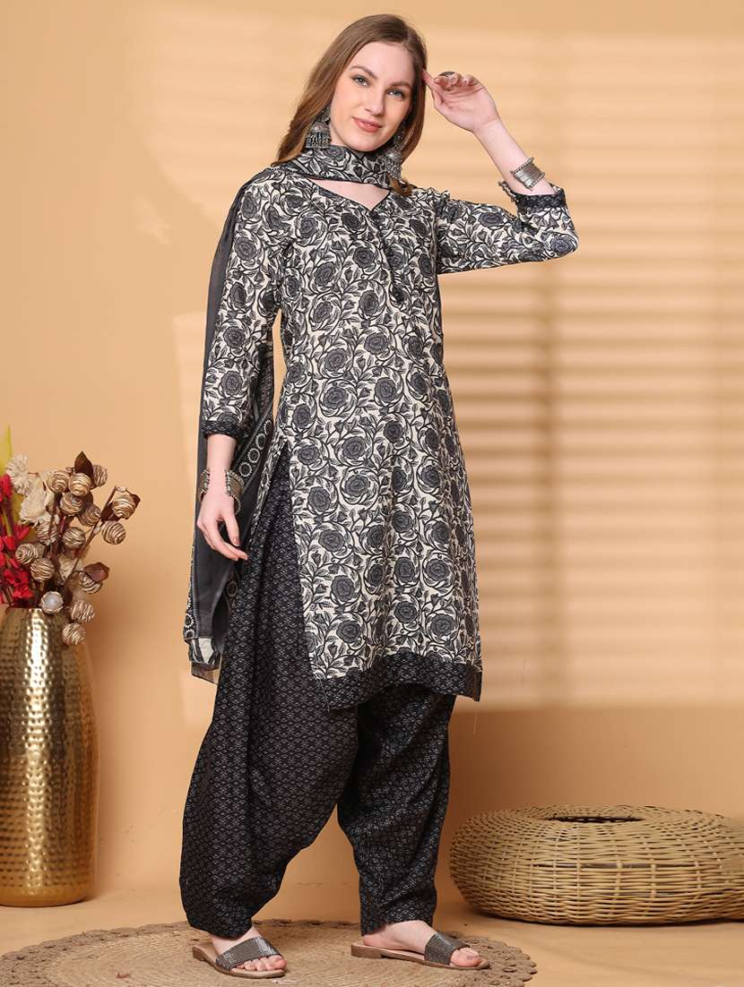 women printed three quarter sleeve kurta salwar with dupatta set - 21963386 -  Standard Image - 2