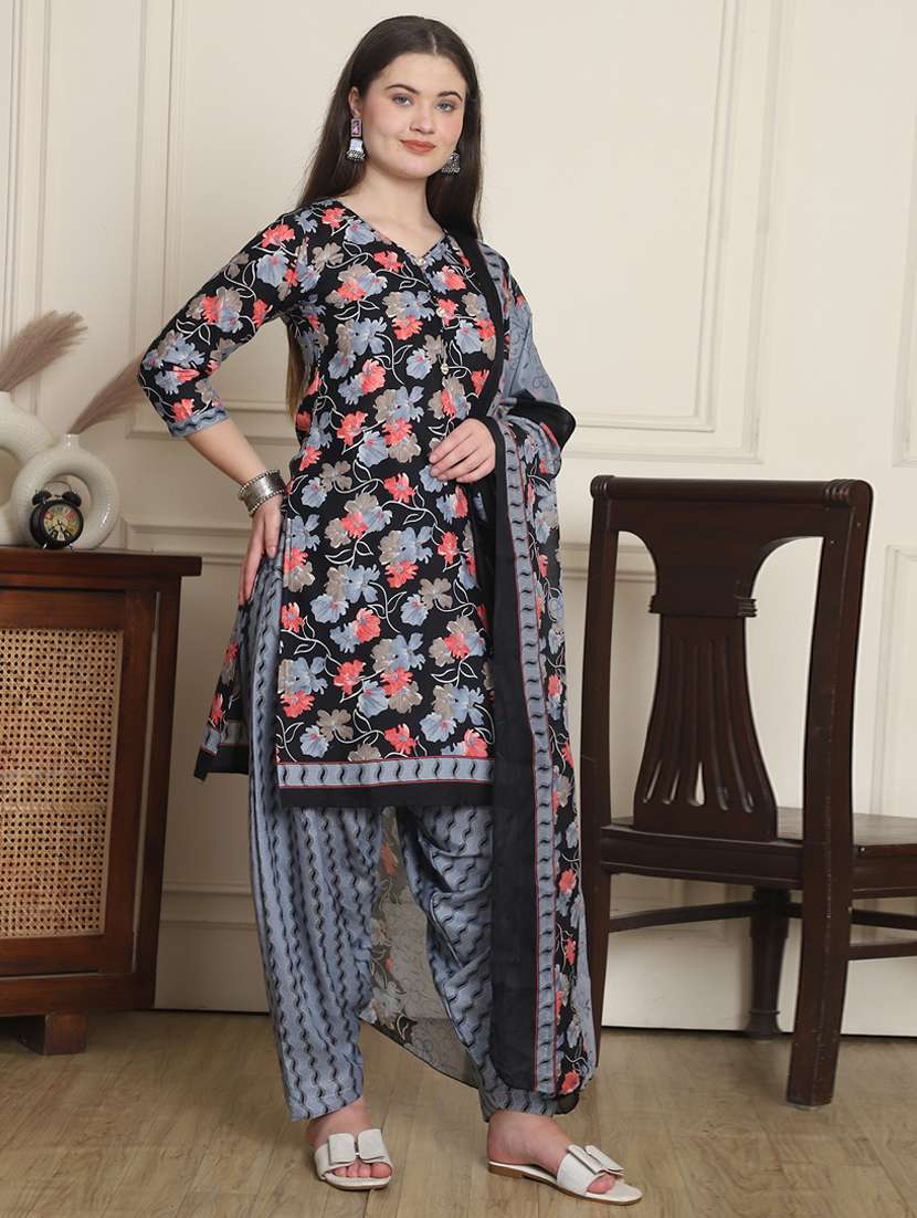 women printed three quarter sleeve kurta salwar with dupatta set - 21963389 -  Standard Image - 2