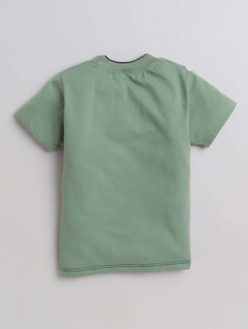 boys printed t-shirt & shorts casual wear set - 21964738 -  Standard Image - 2