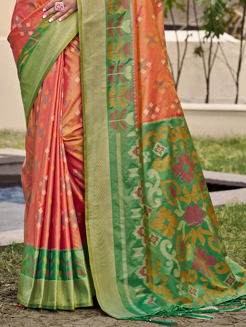 women self design pochampalli saree with blouse - 21964889 - Standard Image - 2