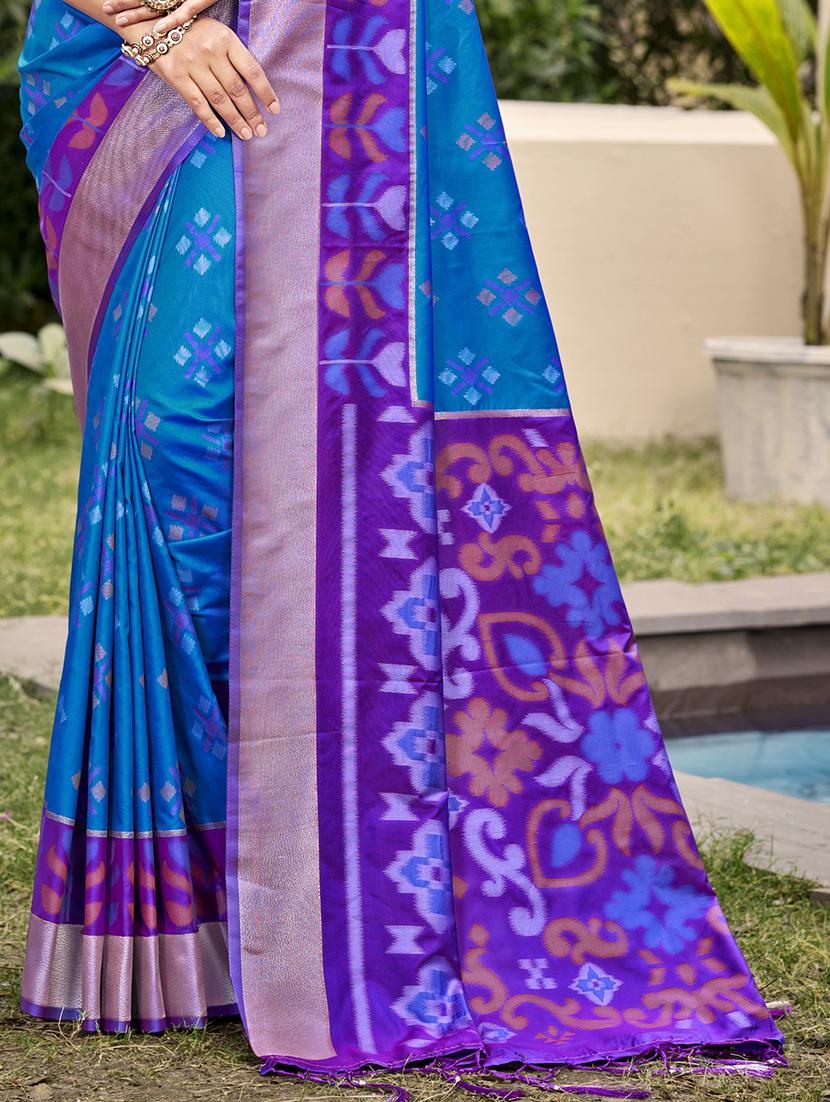 women self design pochampalli saree with blouse - 21964890 - Standard Image - 2