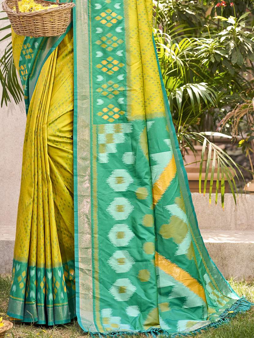 women self design pochampalli saree with blouse - 21964898 -  Standard Image - 2