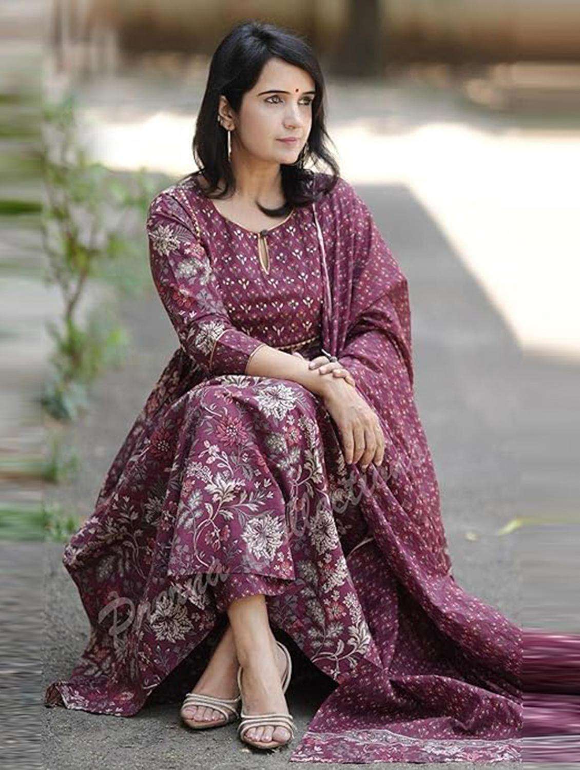 women floral print kurta and pant with dupatta set - 21964933 -  Standard Image - 2