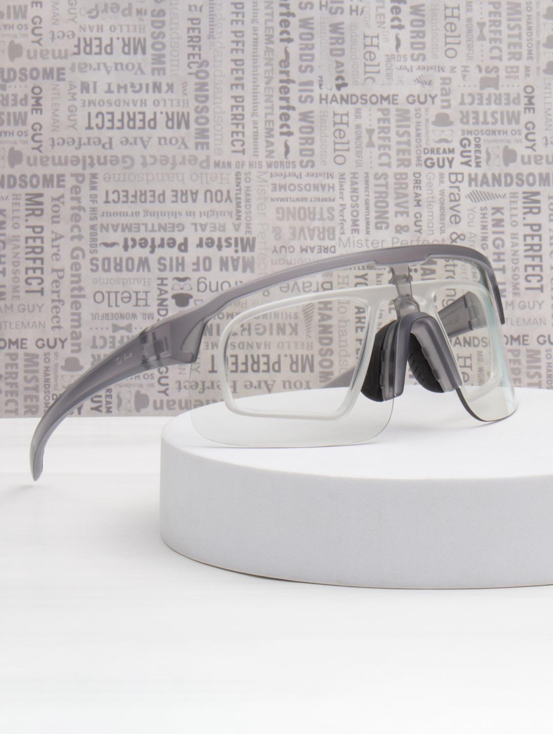 unisex sports shooting glasses with photochromic lens - 21964957 - Zoom Image - 0
