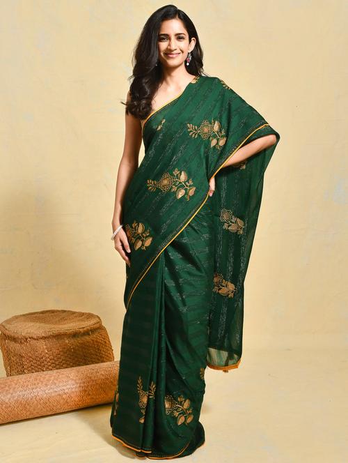 women striped embroidered saree with blouse - 21965554 - Standard Image - 0