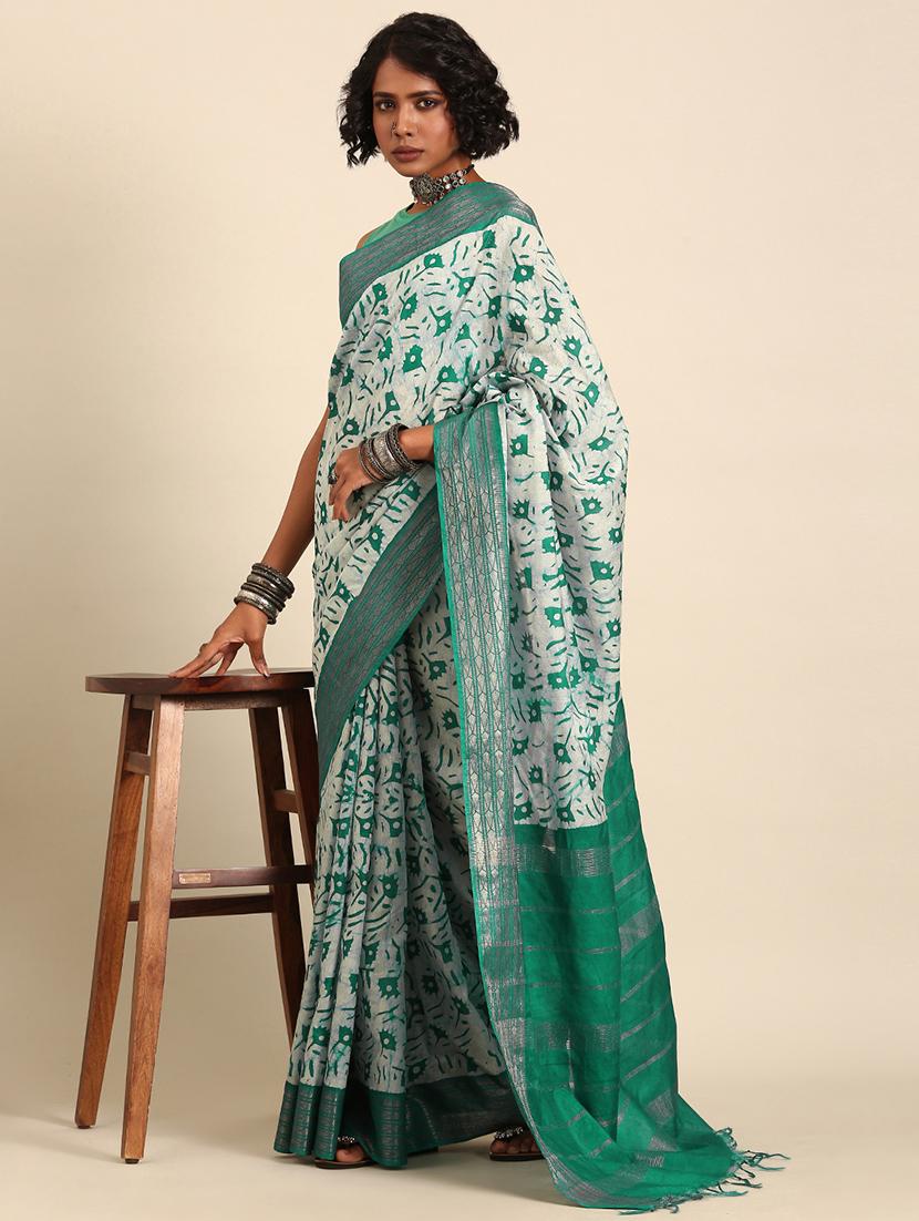 women printed casual wear saree with blouse - 21965667 - Standard Image - 2
