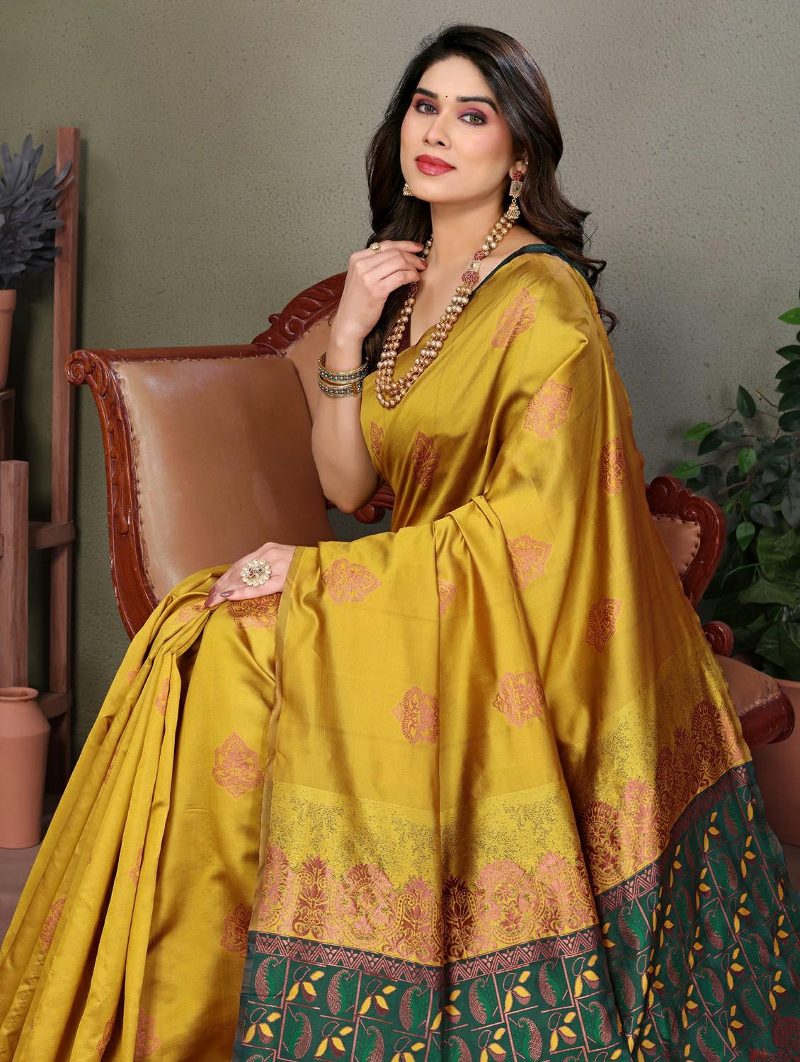 women self design banarasi saree with blouse - 21965868 - Standard Image - 2