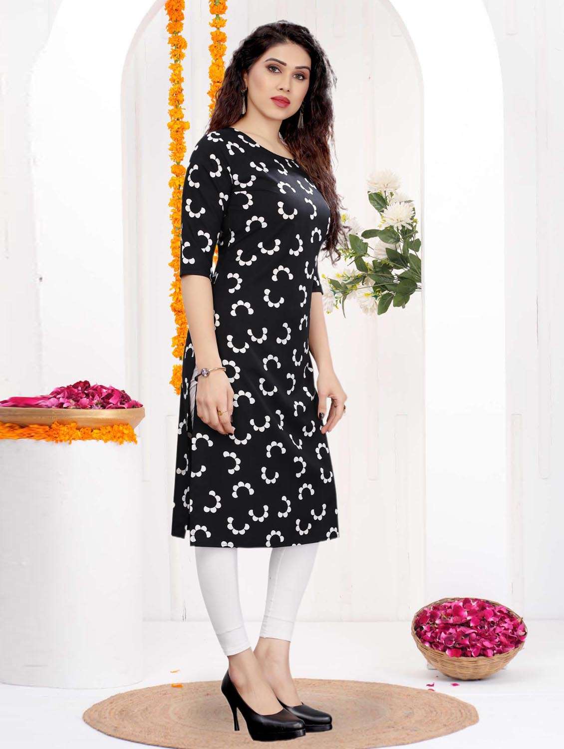 women printed three quarter sleeve straight kurta - 21965890 -  Standard Image - 2