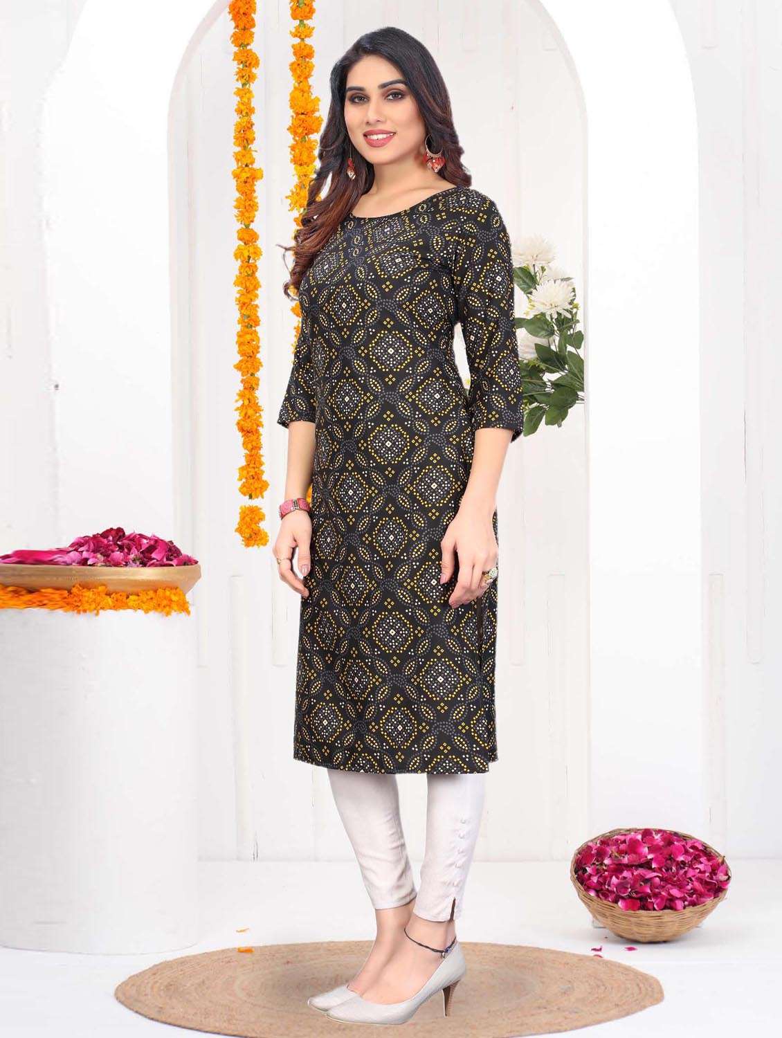women printed three quarter sleeve straight kurta - 21965898 -  Standard Image - 2