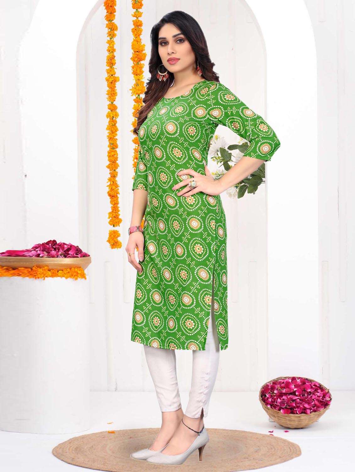 women printed three quarter sleeve straight kurta - 21965900 -  Standard Image - 2