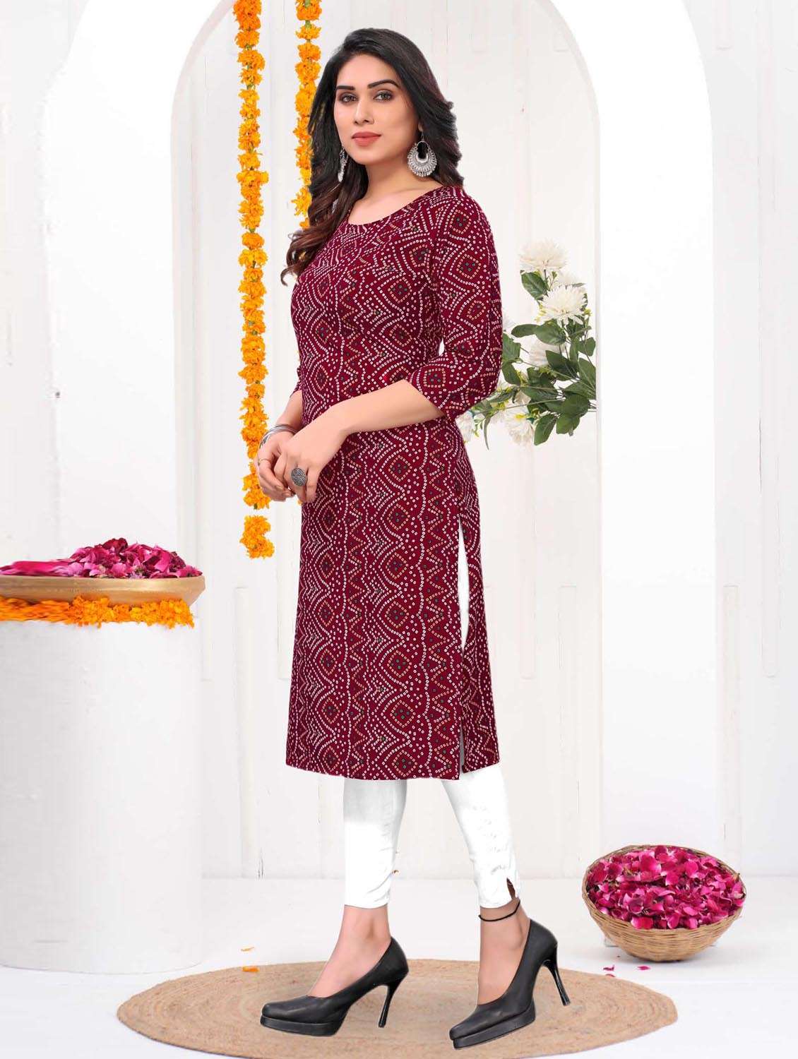women printed three quarter sleeve straight kurta - 21965903 -  Standard Image - 2
