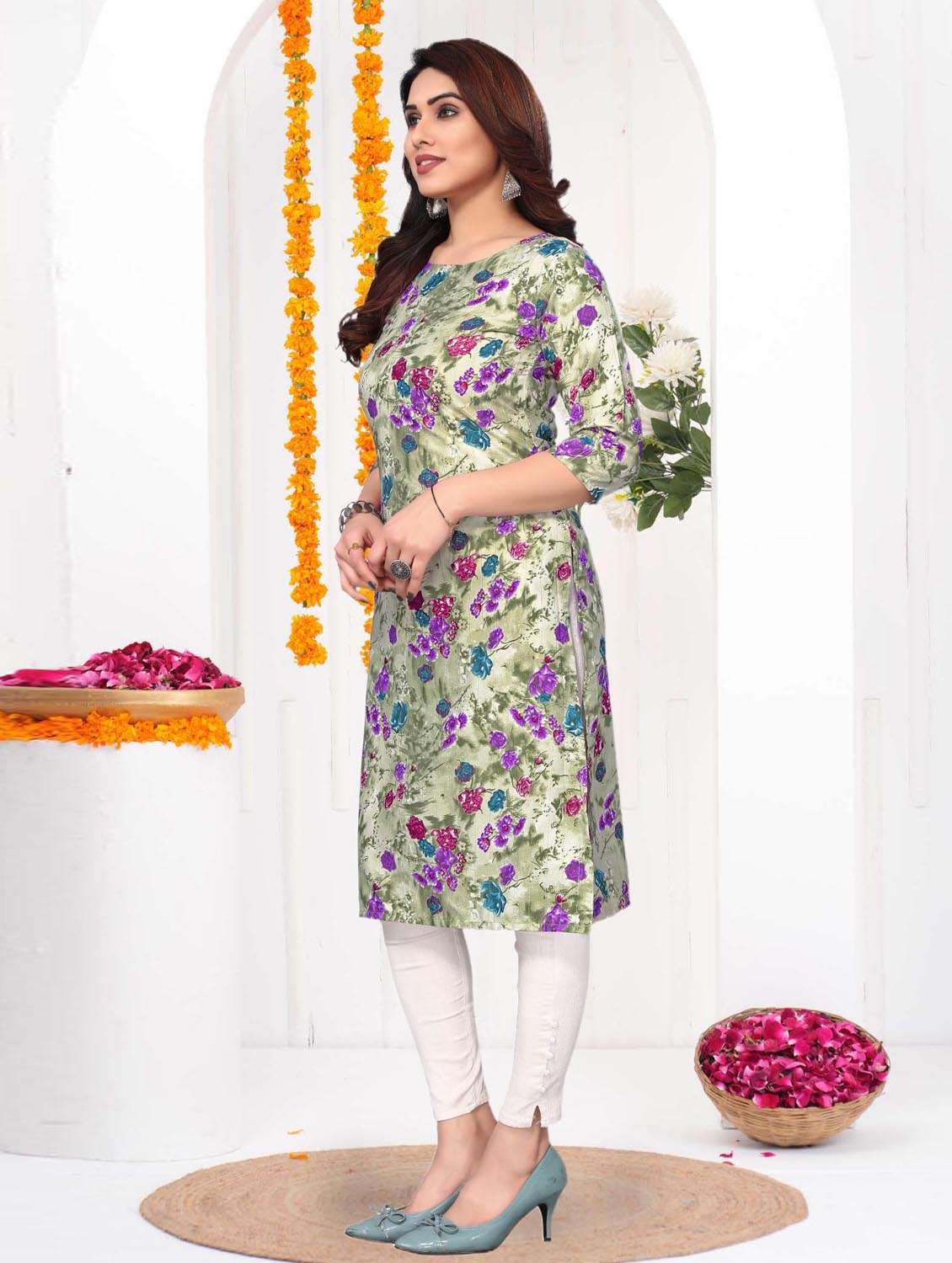 women printed three quarter sleeve straight kurta - 21965911 -  Standard Image - 2