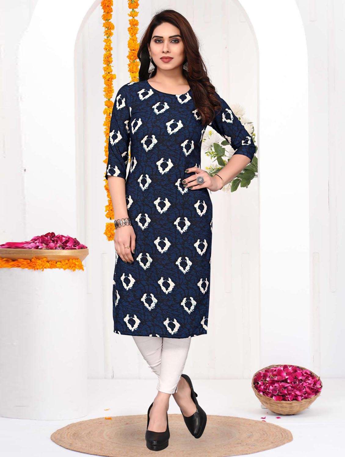 women printed three quarter sleeve straight kurta