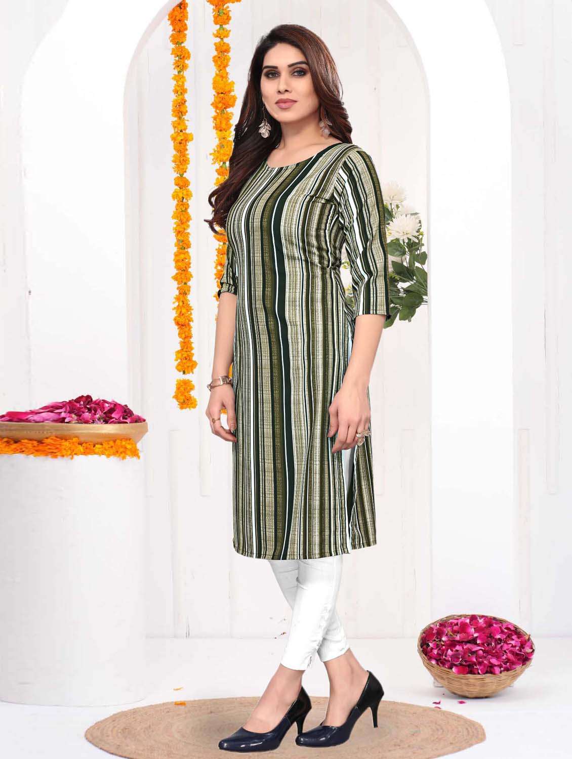 women striped three quarter sleeve straight kurta - 21965930 -  Standard Image - 2