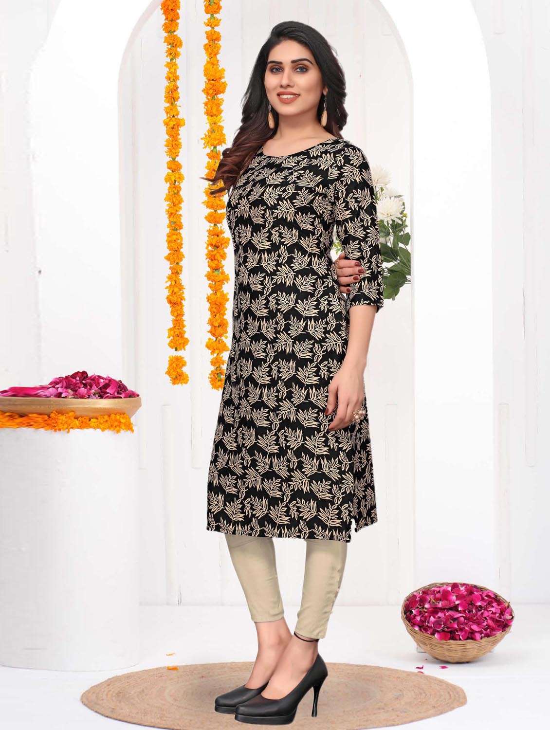 women printed three quarter sleeve straight kurta - 21965978 -  Standard Image - 2