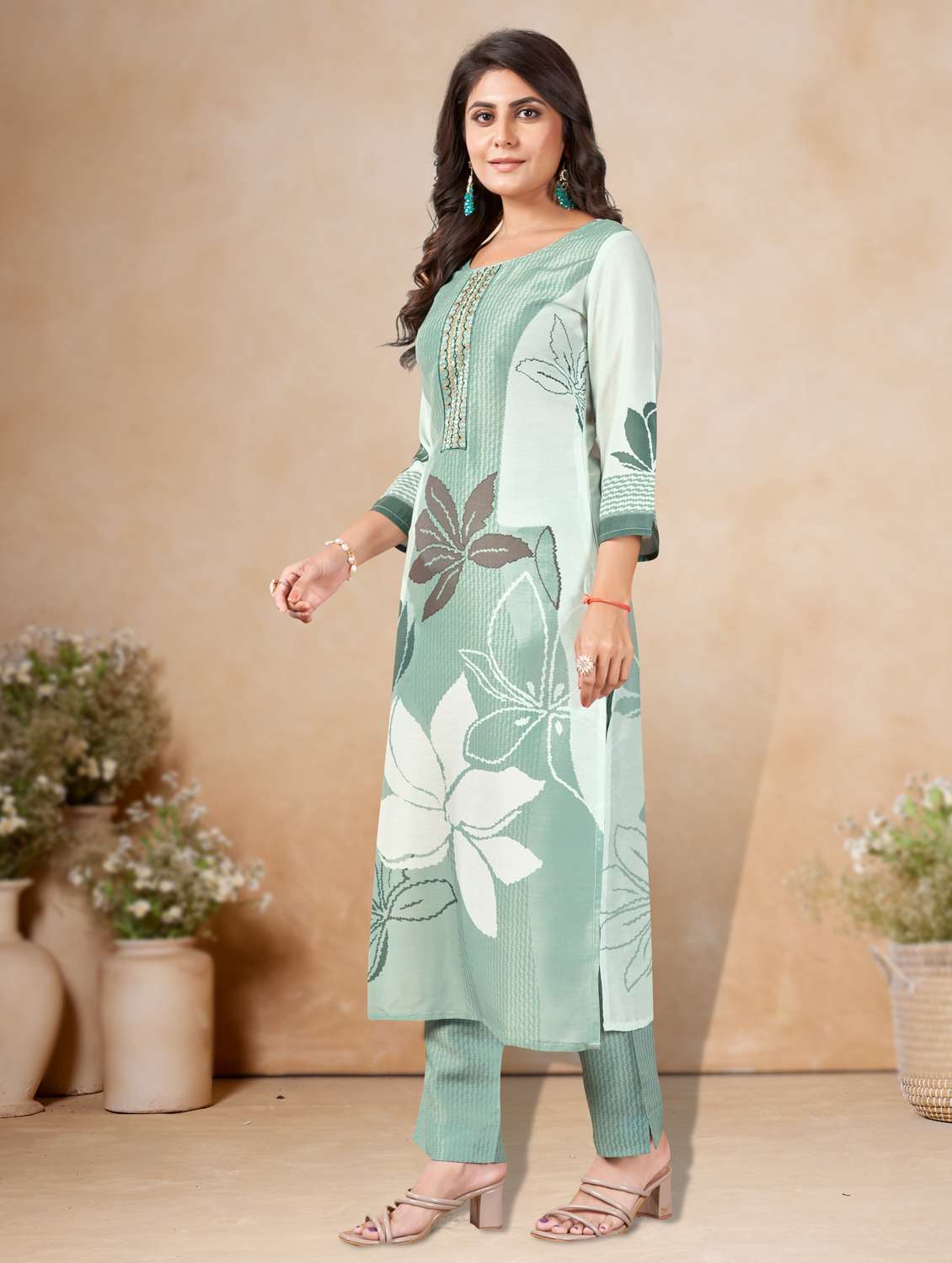 women three quarter sleeve kurta pant set - 21966052 -  Standard Image - 2