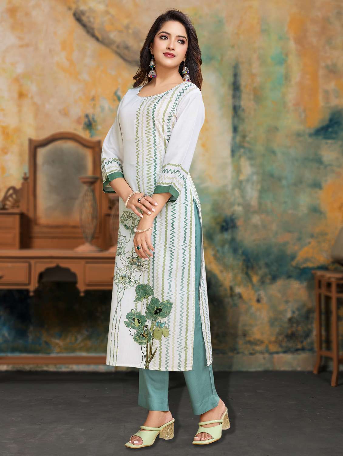 women three quarter sleeve kurta pant set - 21966062 -  Standard Image - 2