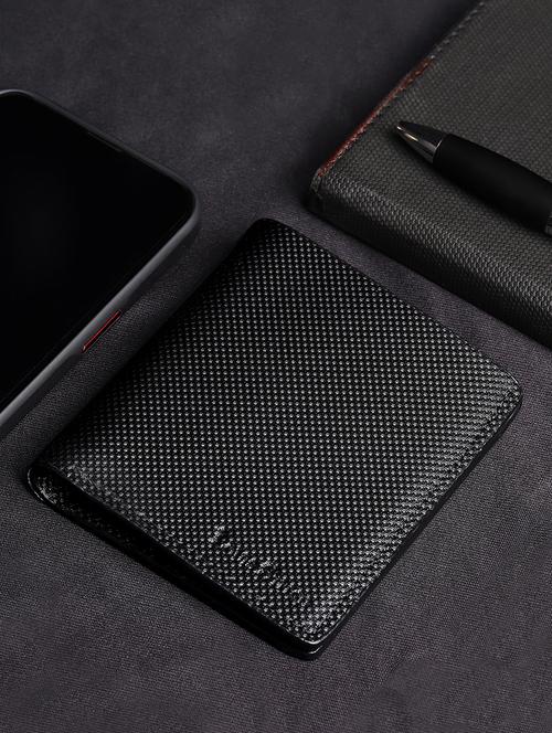 men's black textured leather bifold wallet - 21966113 - Standard Image - 0