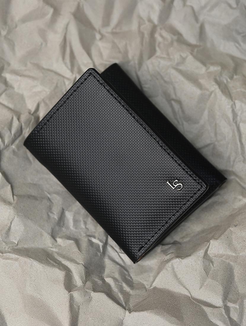 men black textured leather wallet - 21966117 - Zoom Image - 0