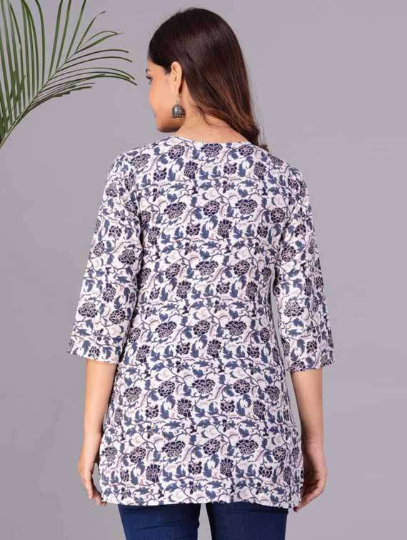 women three quarter sleeve straight kurti - 21966640 -  Standard Image - 2