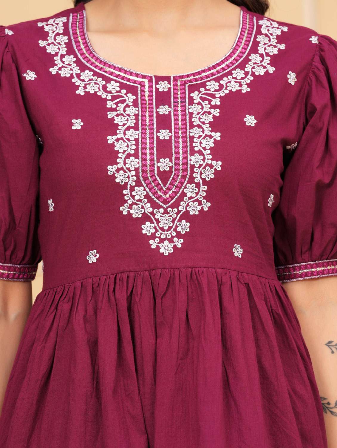 women embroidered puff sleeve ethnic top - 21966689 - Standard Image - 2
