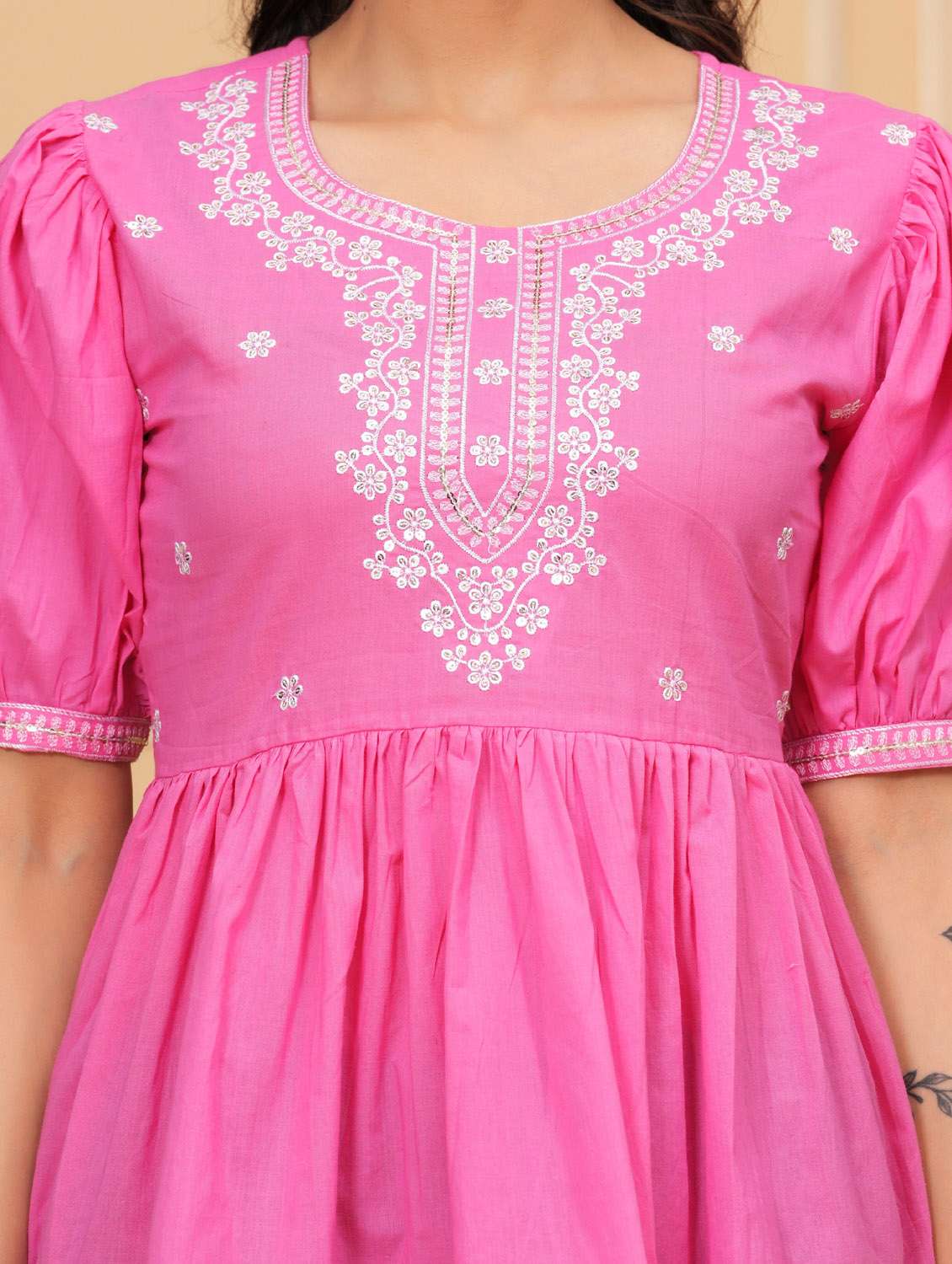 women embroidered puff sleeve ethnic top - 21966690 - Standard Image - 2