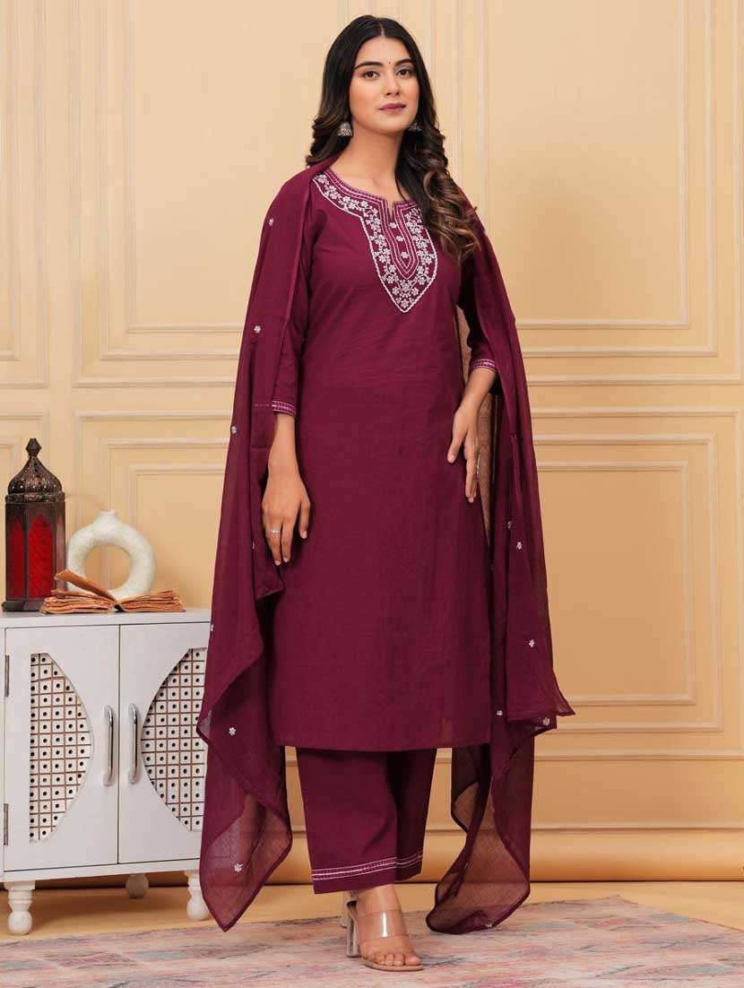 women three quarter sleeve kurta pant with dupatta set - 21966716 - Standard Image - 2