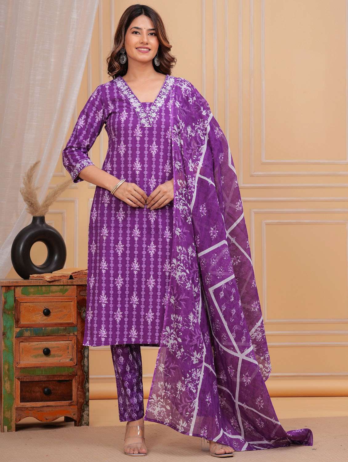 women three quarter sleeve kurta pant with dupatta set - 21966718 - Standard Image - 2