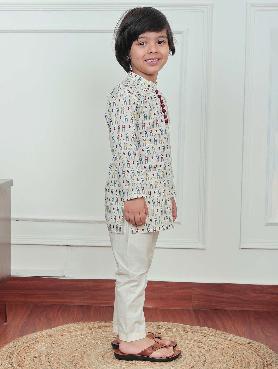 boys printed mandarin neck kurta pajama set - 21966767 - Standard Image - 2