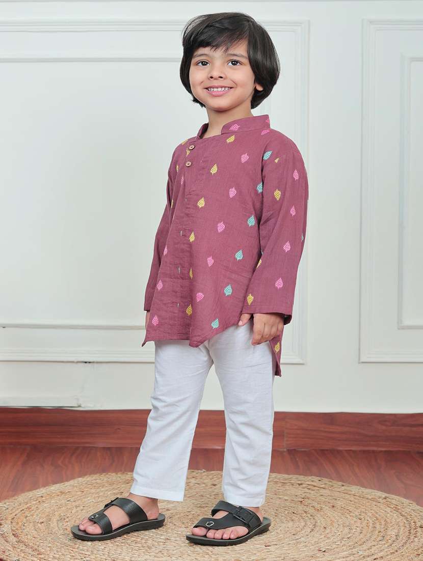 boys self design mandarin neck kurta - 21966774 - Standard Image - 2