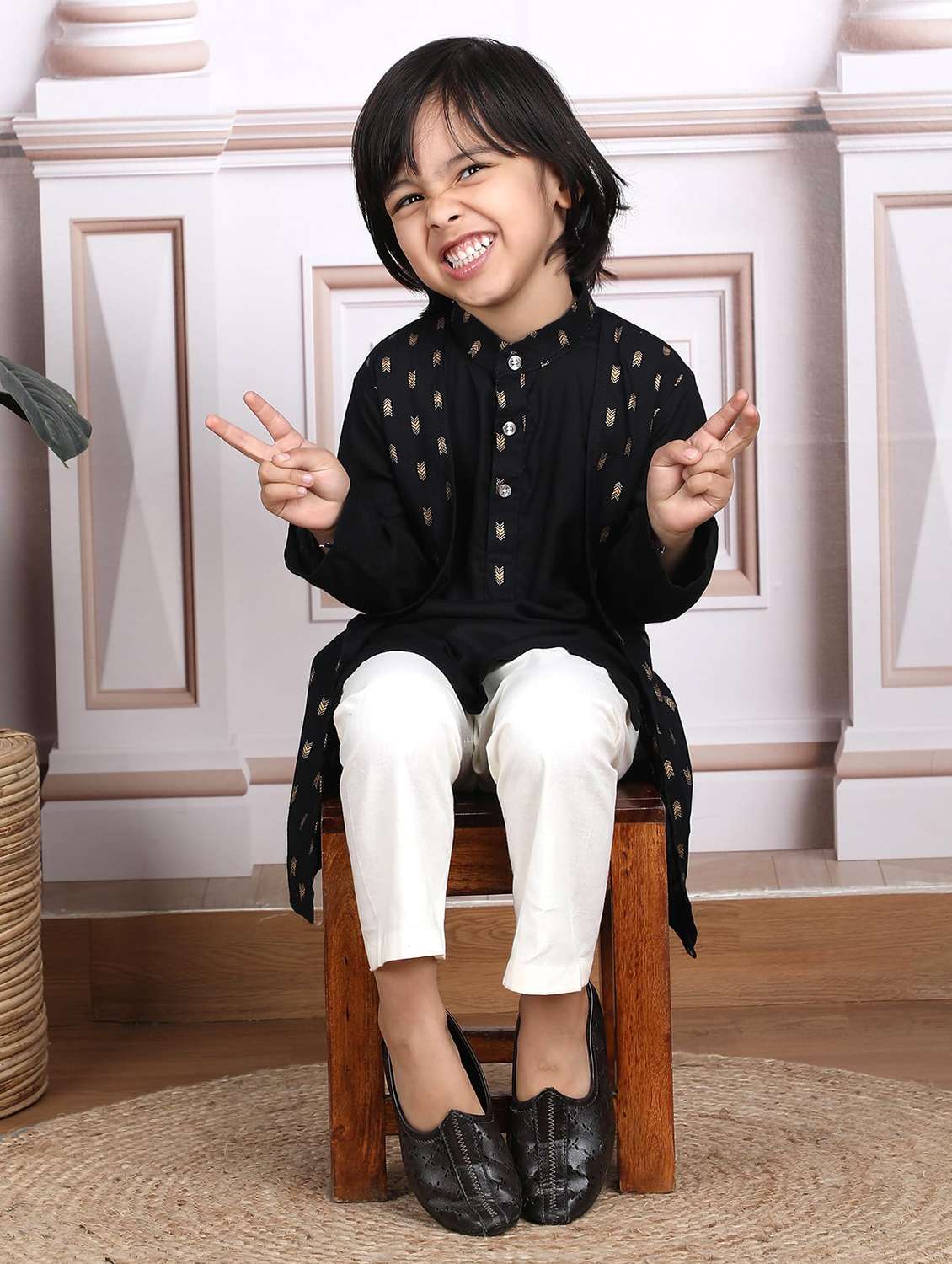 boys printed long sleeve kurta and pyjama set