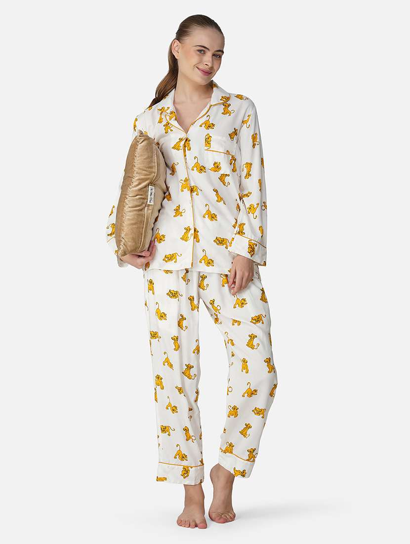women printed long sleeve nightwear pyjama set
