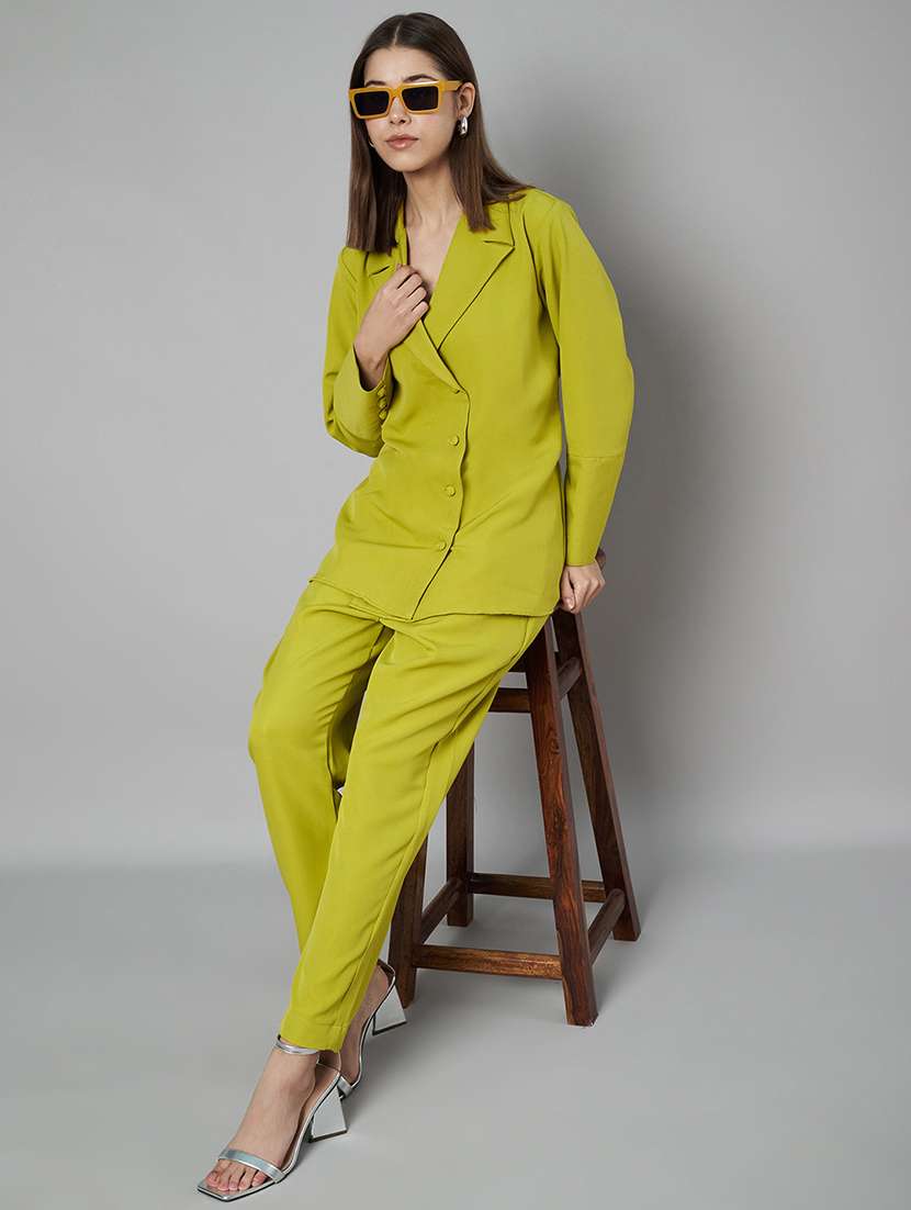 women solid blazer and trouser co-ord set