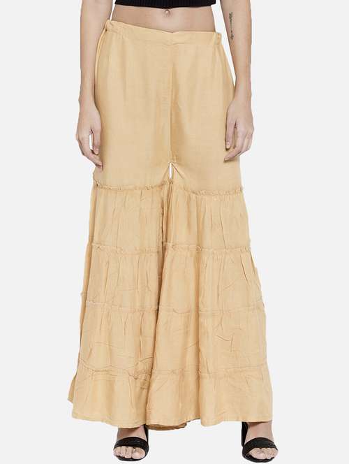 women cream solid mid rise sharara
