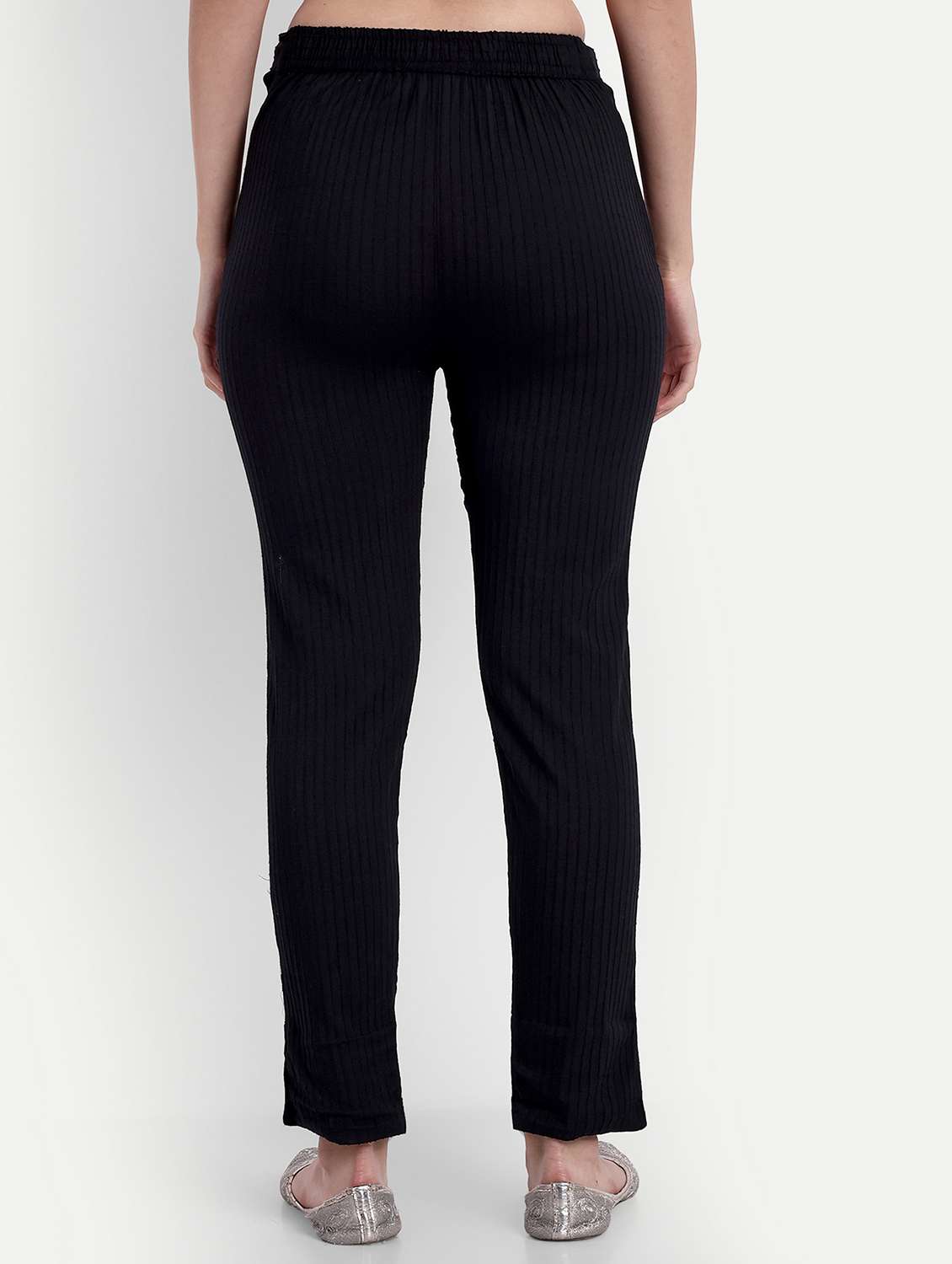 women solid regular fit tapered pant  - 21967091 -  Standard Image - 2