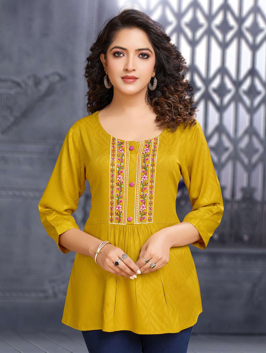 women embroidered round neck a-line kurti