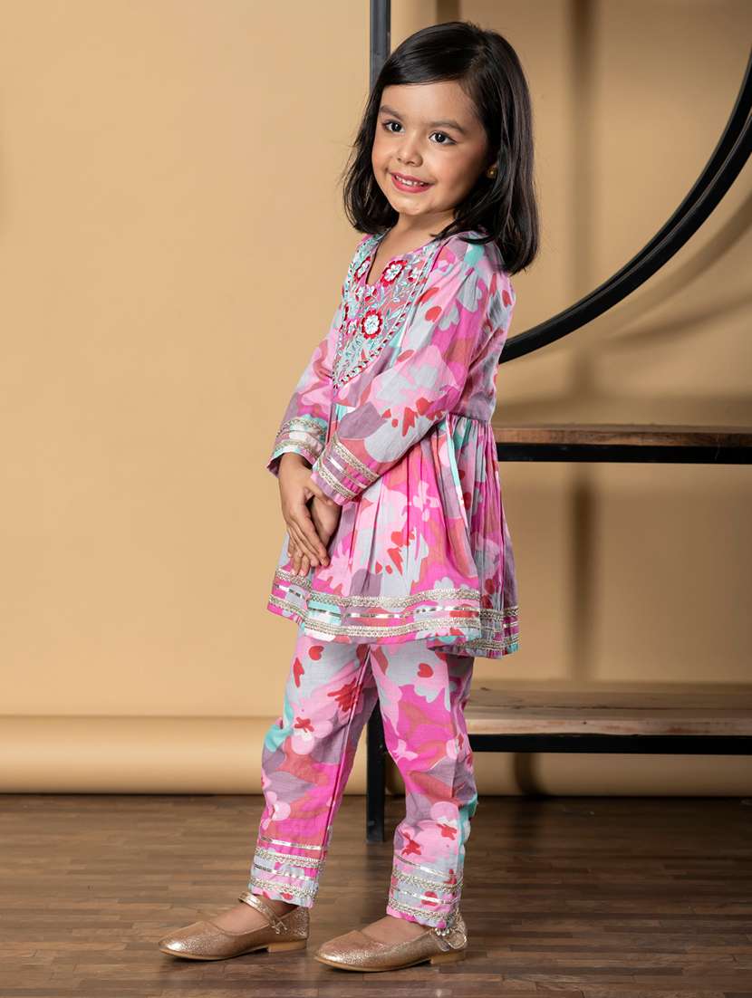 girls floral print long sleeve kurta and pant set - 21967199 -  Standard Image - 2